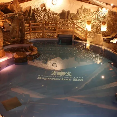 Wellness Hotel Bayerischer Hof-3