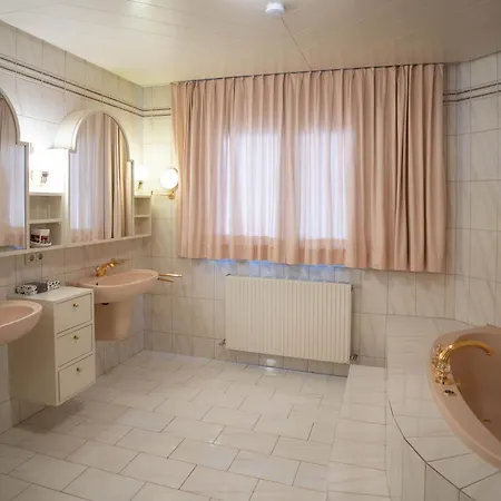 Glanz&Glory Hotel-3