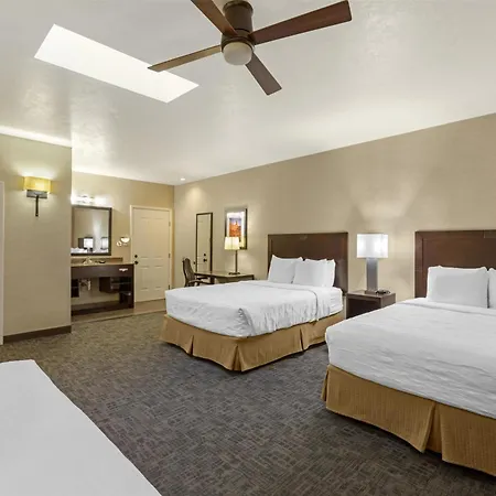 Best Western Plus Canyonlands Inn-2