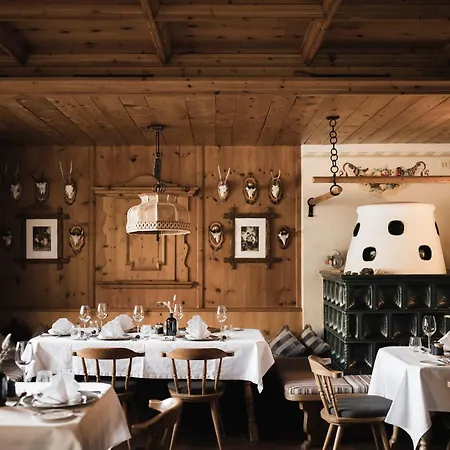 VALARA - Alpine Art Hotel-3