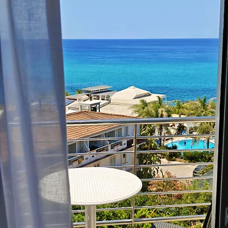 Resort Rocca Di Vadaro - Seafront Suites, Rooms & Apartments-2