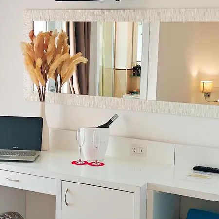 Resort Rocca Di Vadaro - Seafront Suites, Rooms & Apartments-3