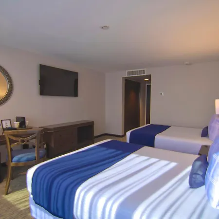 Grand Hotel Tijuana-3
