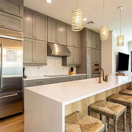 Sorrento - Spacious 5Br 4,5Ba Home With Private Pool & Hot Tub, Ideal For Families And Groups! Pet Friendly With Plenty Of Comfort And Space, Short Walk To Delnor Wiggins Beach, Close To Naples Attractions!-2
