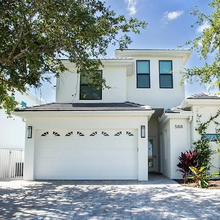 Sorrento - Spacious 5Br 4,5Ba Home With Private Pool & Hot Tub, Ideal For Families And Groups! Pet Friendly With Plenty Of Comfort And Space, Short Walk To Delnor Wiggins Beach, Close To Naples Attractions!-3