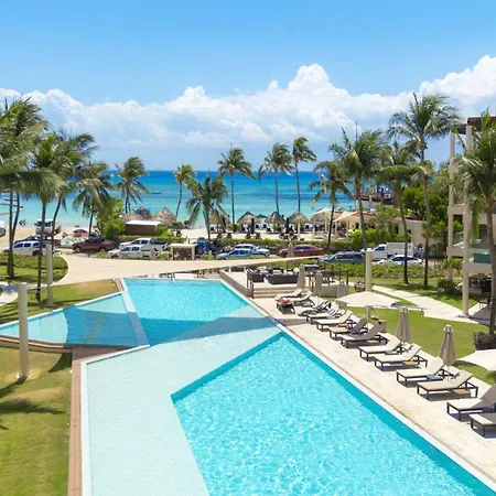 Luxury Complex - Infinity Pool And Private Beach Club - At The Elements Condos 108-3