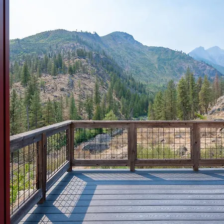 Sleeping Lady Mountain Resort & Spa-3