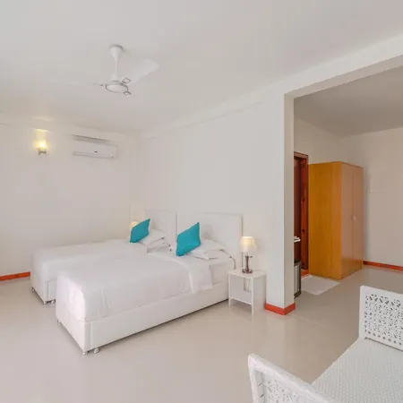 White Sand Dhigurah-3