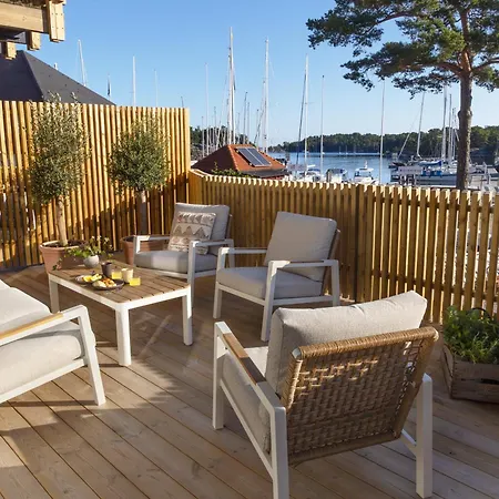 Sandhamn Seglarhotell-2