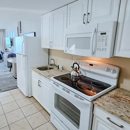Nautilus Inn - Daytona Beach-3