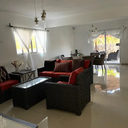 Home-Villa Jacuzzi Patio And Terraza In Punta Can-2