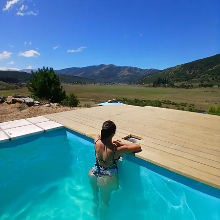 Exclusiva Casa Con Piscina En Barrio Privado De San Martin De Los Andes-3
