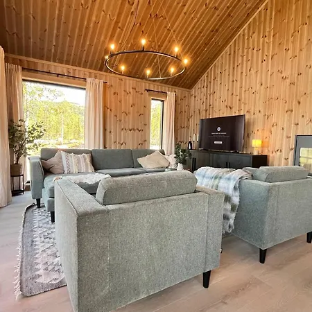Skogsbu - Stylish, Close To Ski Centers And Hiking Trails-2