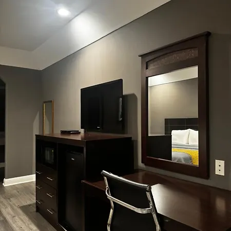 Regency Inn&Suites-3