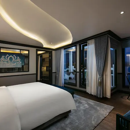 Le Jouney Luxury Cruise Ha Long-3