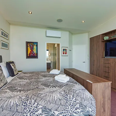 Pohutukawa House - Views, Pools, Serenity!-3