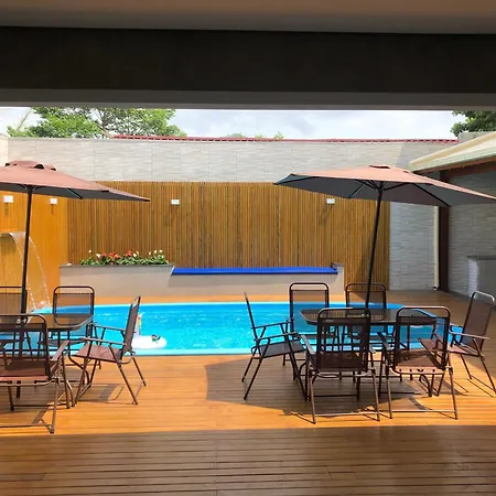 Casa Com 4 Quartos Com Piscina Proximo Da Praia Do Campeche-3