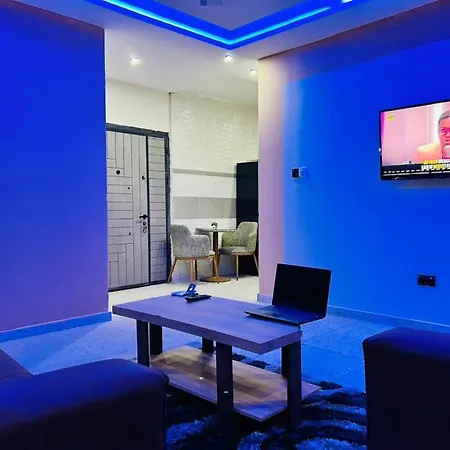 T-Roys Apartments-2
