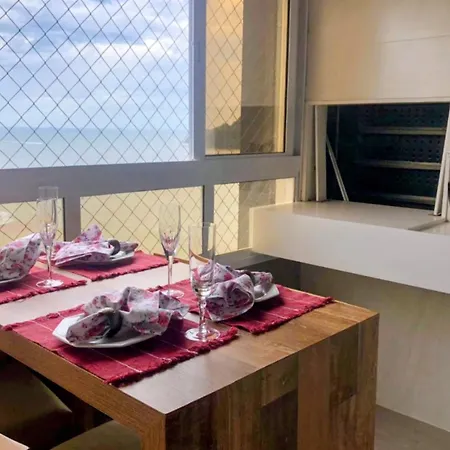 Apartamento Frente Ao Mar. Amplo E Confortavel.-3