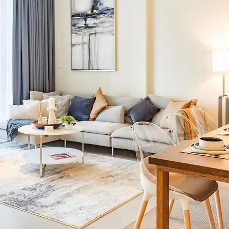 Brand New 2 Bedroom In Boulevard With Partial Burj Khalifa And Opera View-2