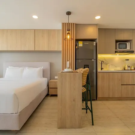 Suite 15Th Floor Con Vista Mar Y Piscina Cb1511-3