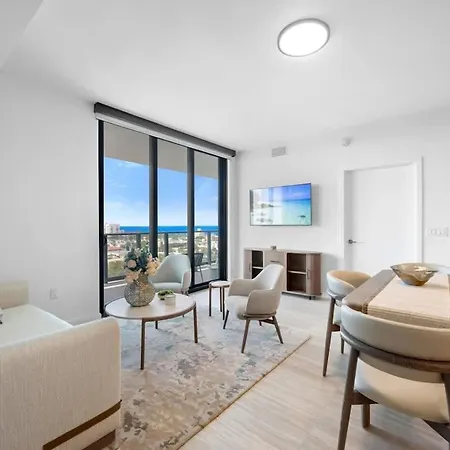 NOK Fantastic 1 BR Den in Miami-2