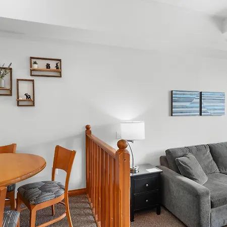Alpenglow Lodge Family & Work Retreat By Mva-3