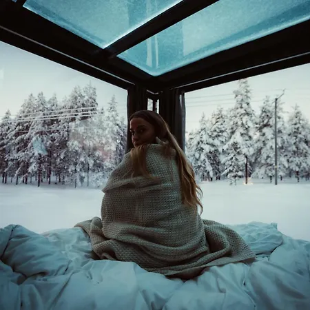 Aurora Igloo Village Yllaes Luna Suite - Hot Tub-2