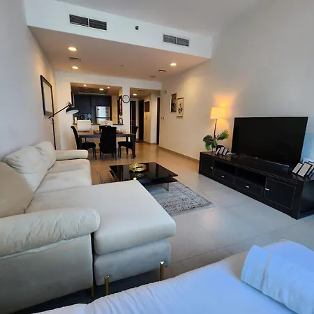 Waterfront Living Near Palazzo Versace - Pool, Gym-2