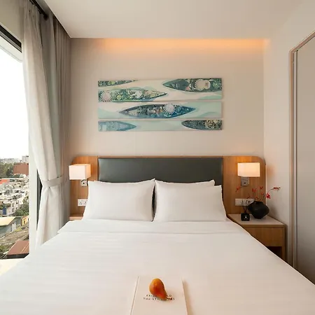 Luxury Modern 2Brs 2Wc, Zenity D1 City View-3
