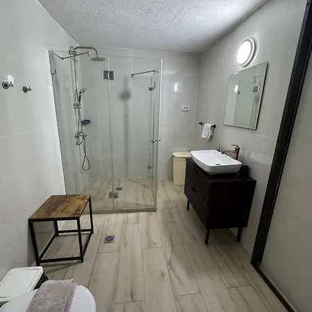 לקשורי סוויט - Luxury Suite-2