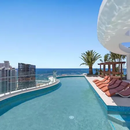Stunning Modern Coastal Retreat-2