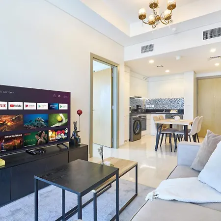 Aykon City 2Br Luxury Stay Close To Downtown-3