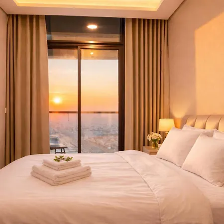 Damac Maison Aykon City C 3 Bedrooms Walk To Metro Sleeps 8-2