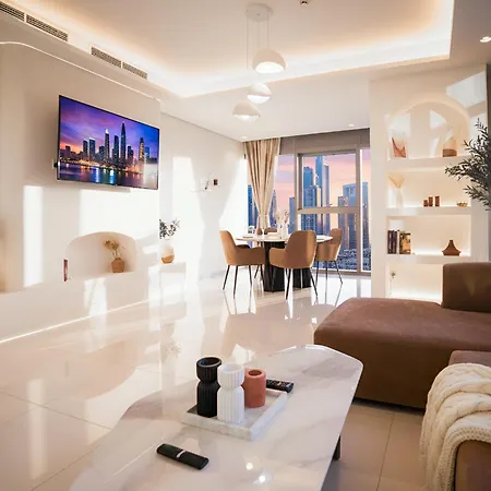 Luxury 2B Burj Khalifa Nye Views, 5-Star Amenities-3