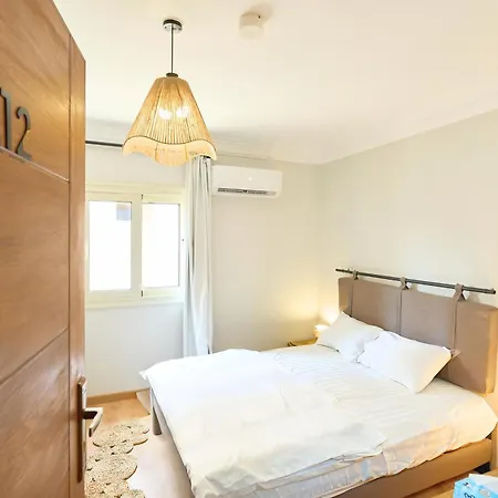Jira Inn Hotel - چيران-3