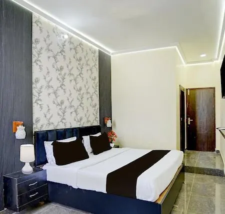 Hotel Raj Emabssy-3