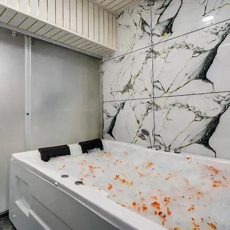Hotel Rism Suites Koramangala-3