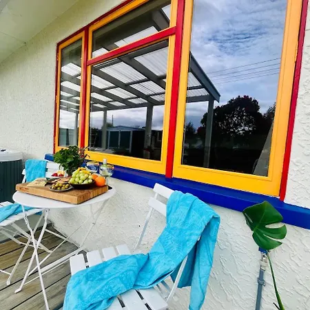 Cozy Motueka Cottage- Central Location-3