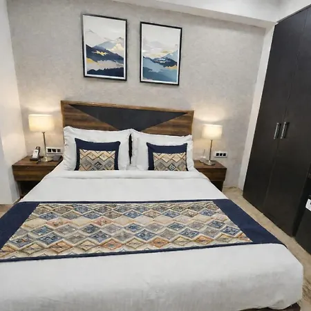 Hotel De Grand Infinity Near Delhi Airport-3
