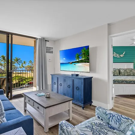 Hip Oceanfront Resort Vistas-2