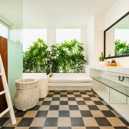 Yahira Stunning Garden 5 BR Private Pool Villa-3