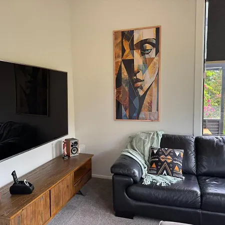 Taratara Retreat-2