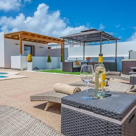 Villa Bonilla 16-3
