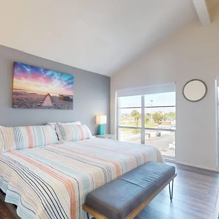 171-E - Madeira Beach Yacht Club-3