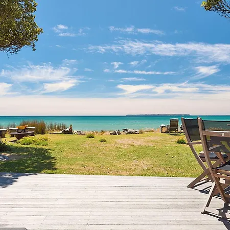 Luxury Beach Front Retreat - Papamoa Beach-2