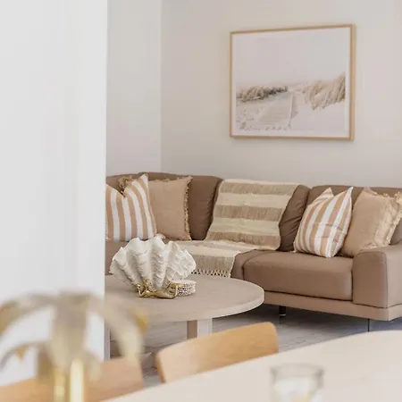 Coastal Waters - Spa, Sleeps 8, Newly Renovated-3