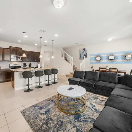 Spacious 5Br Villa W Pool Near Theme Parks-3