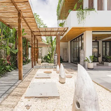 Salt On Uluwatu Villa 1-2