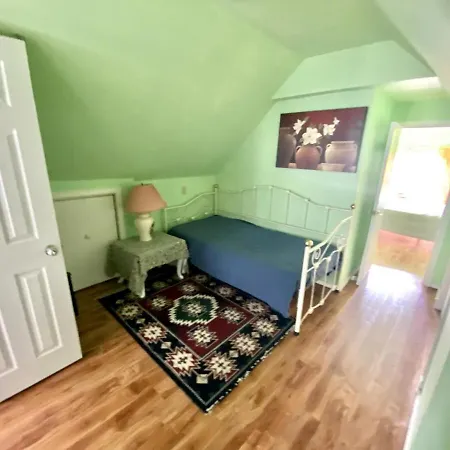 Cozy 1 Bedroom 4 Mins To Falls-3